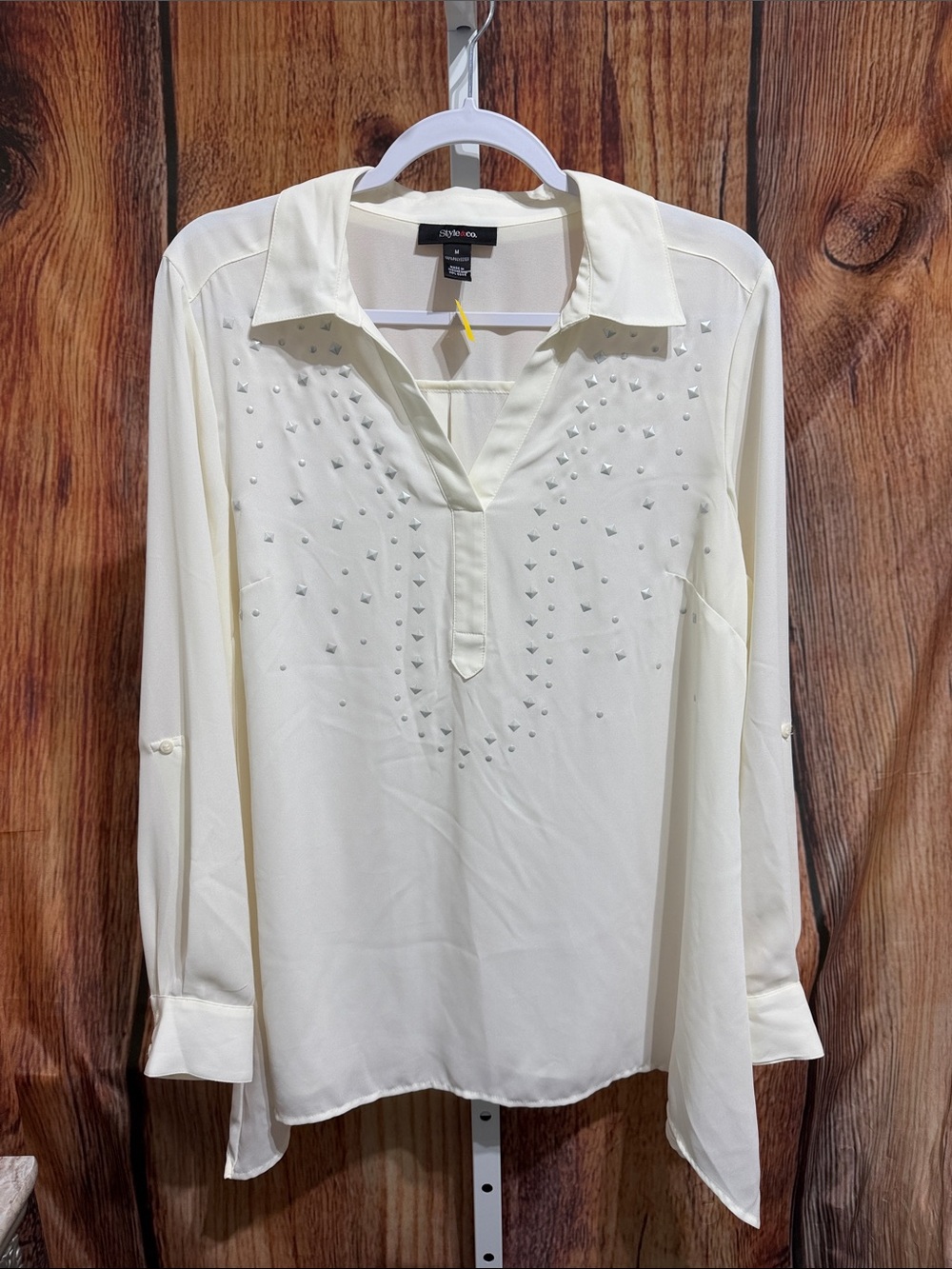 🚨(4/$10) Style & Co. Studded Roll Tab Sleeve Blouse Size M
